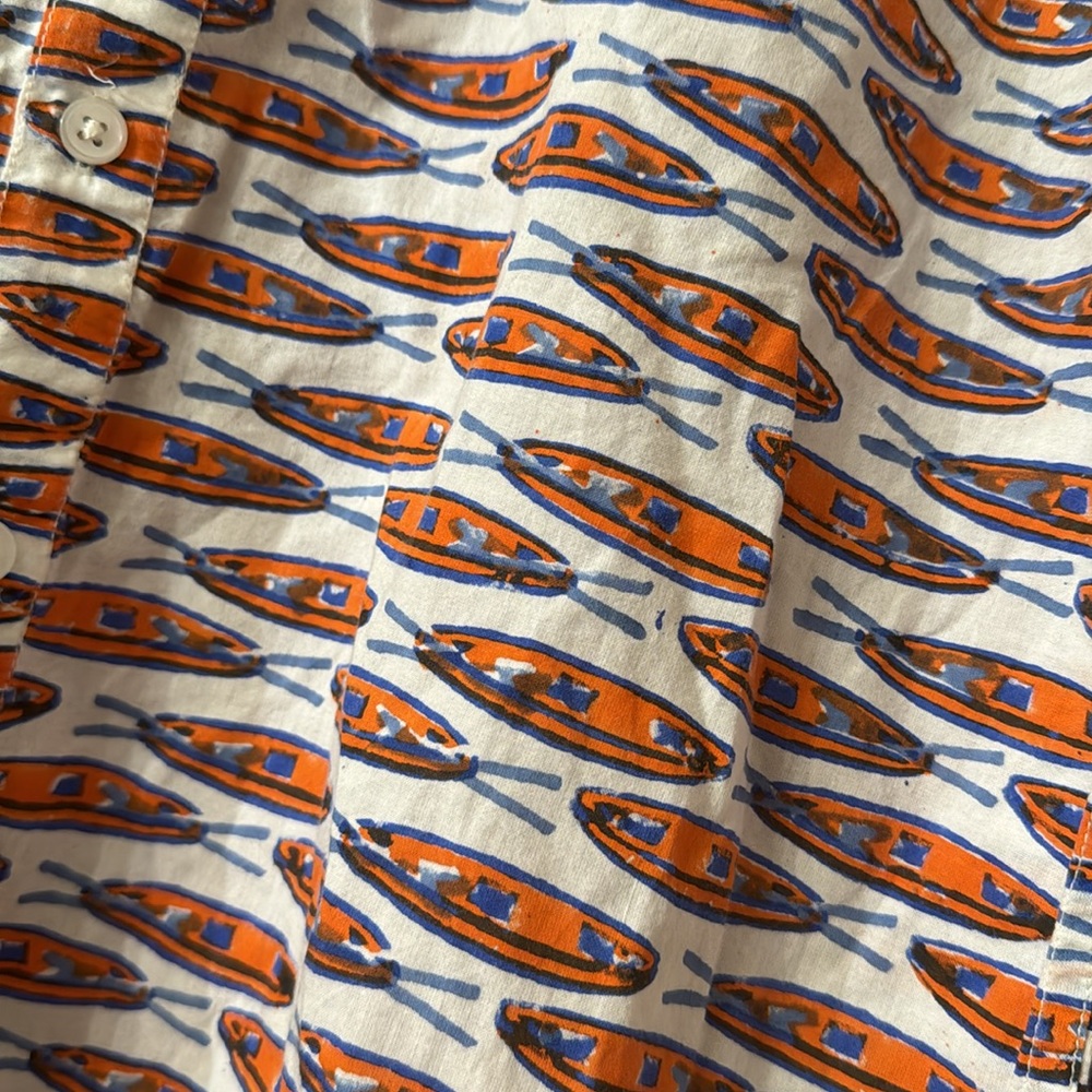 Roller Rabbit Button-Up Size Small - image 2